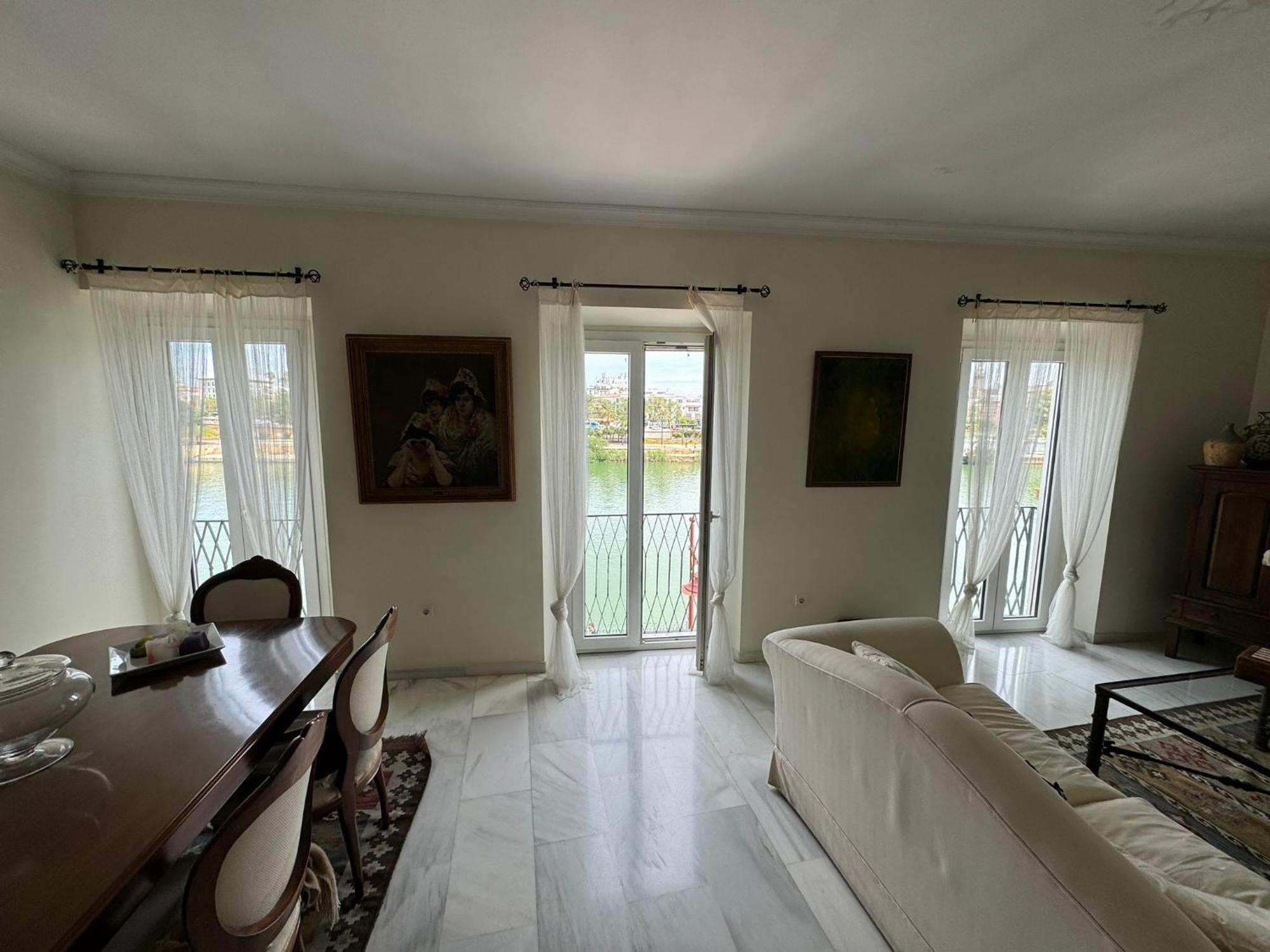 Ferienwohnung Wonderful Duplex In Calle Betis Sevilla Exterior foto