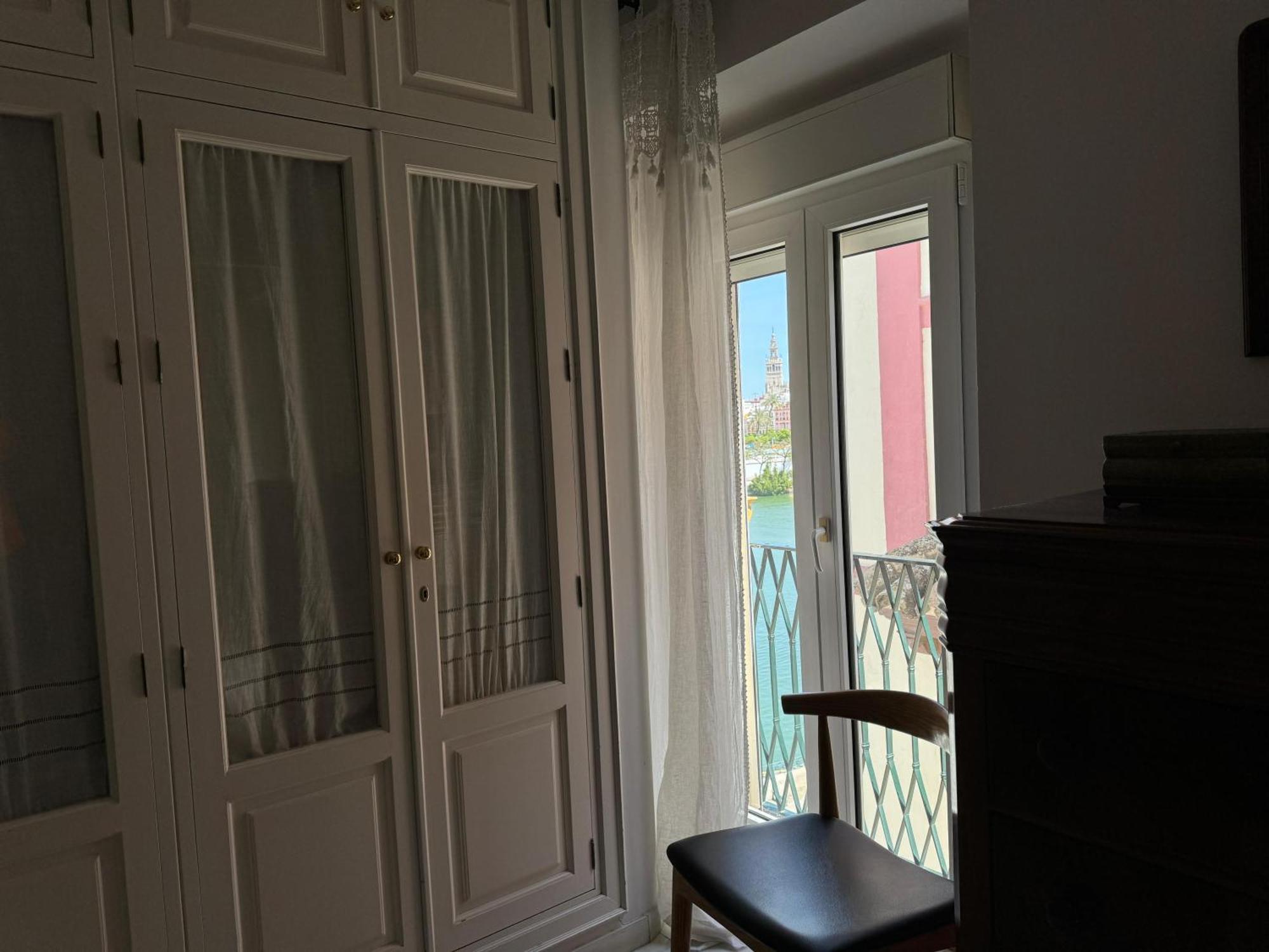 Ferienwohnung Wonderful Duplex In Calle Betis Sevilla Exterior foto