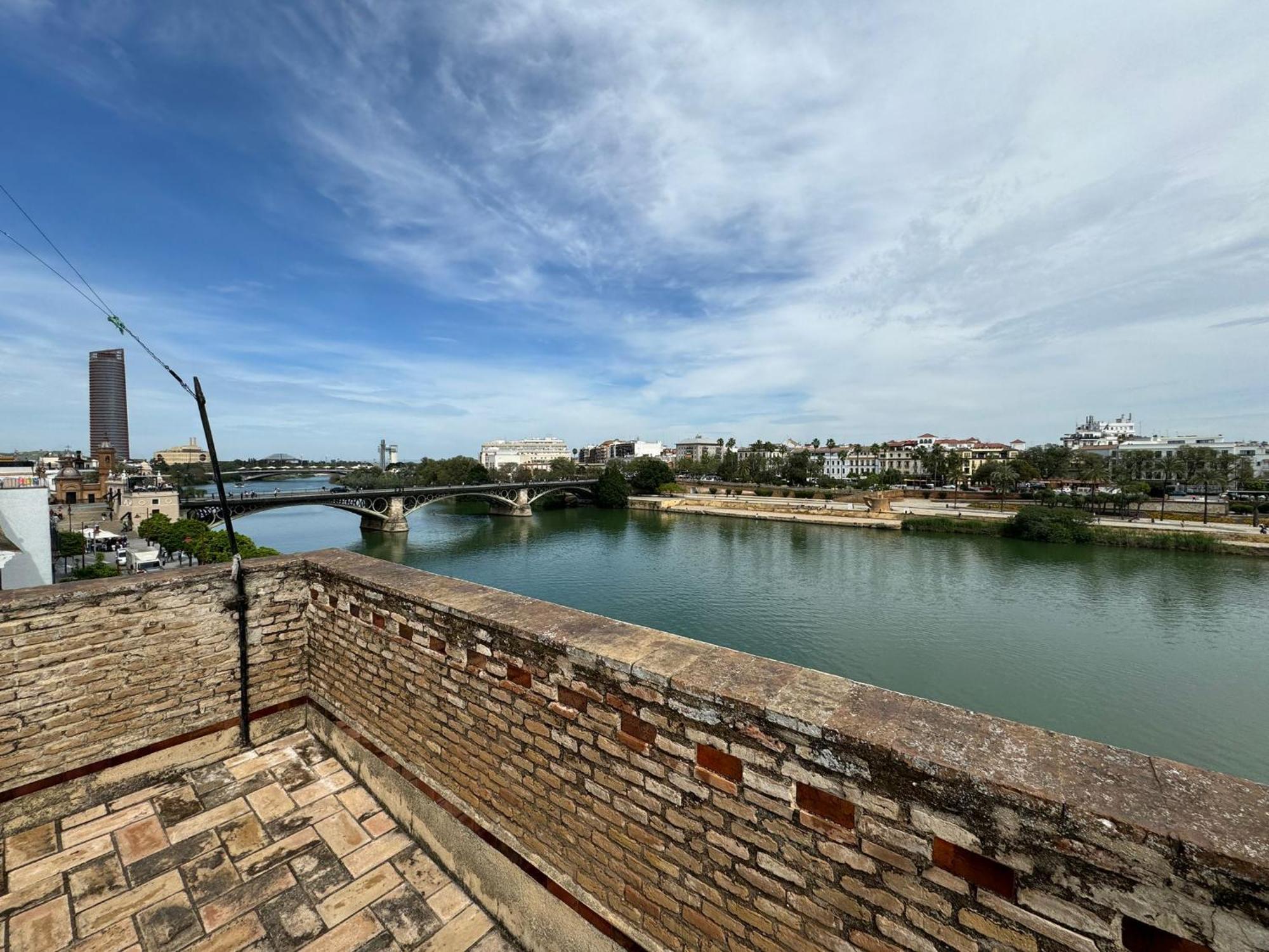 Ferienwohnung Wonderful Duplex In Calle Betis Sevilla Exterior foto